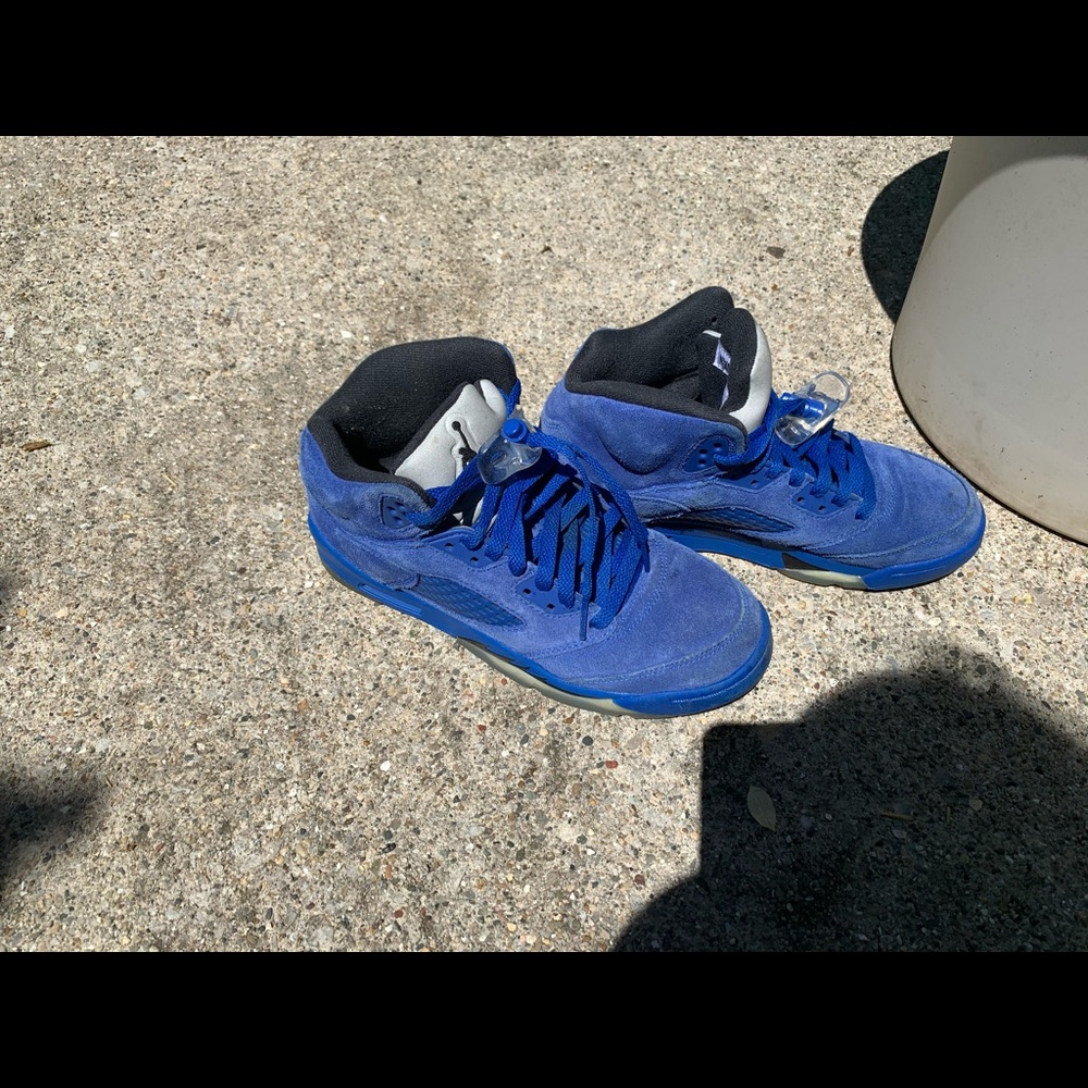 Blue suede Jordan 5